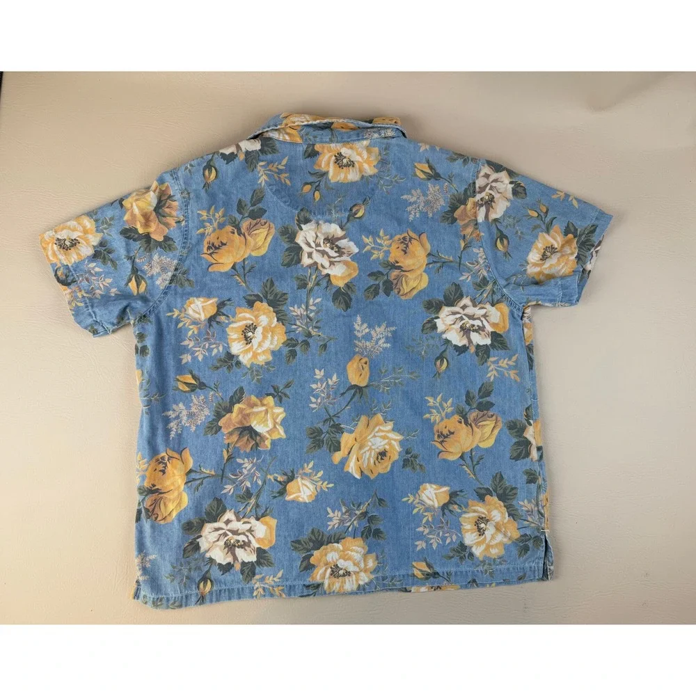 Gloria Vanderbilt embrace vintage